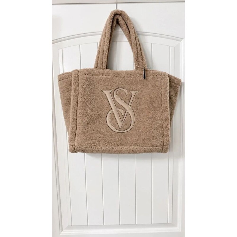 Victoria’s Secret Tan Sherpa Tote Bag VS Logo Plush Fleece NWT